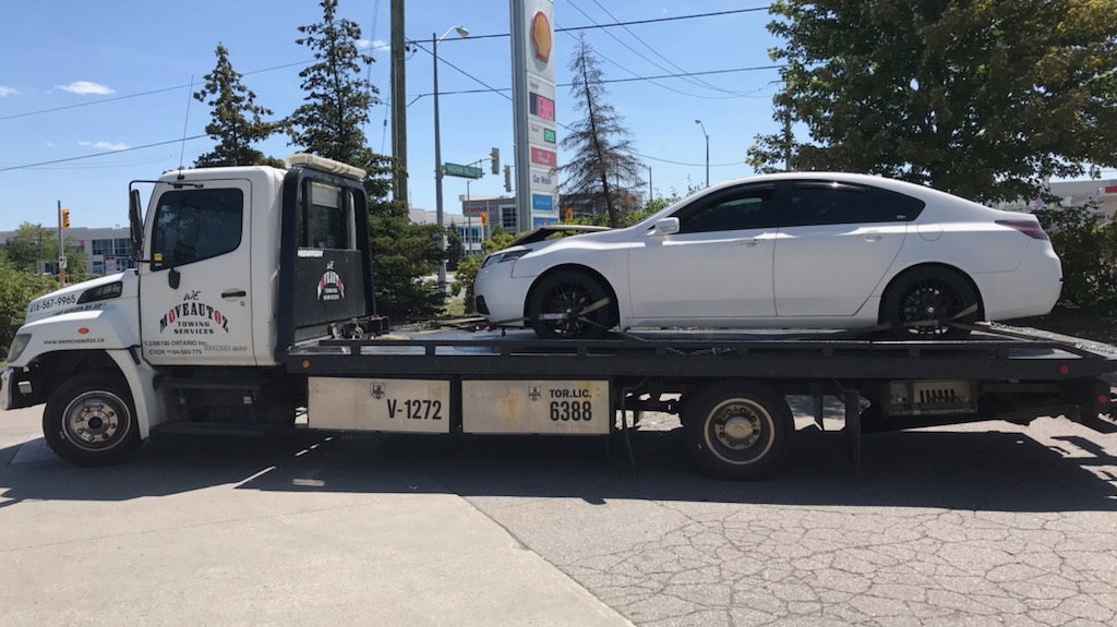 MoveAutoz Towing Services Toronto | 17 Gosford Blvd unit4, North York, ON M3N 2G7, Canada | Phone: (416) 567-9965