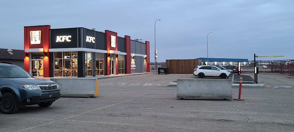 KFC | 5236 45 St, Lacombe, AB T4L 2A1, Canada | Phone: (403) 754-4823