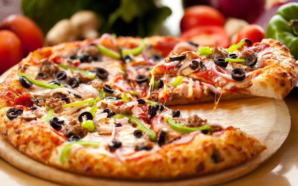 Restaurant Pizza Mike Coaticook | 7 Rue Child, Coaticook, QC J1A 2B2, Canada | Phone: (819) 849-4422