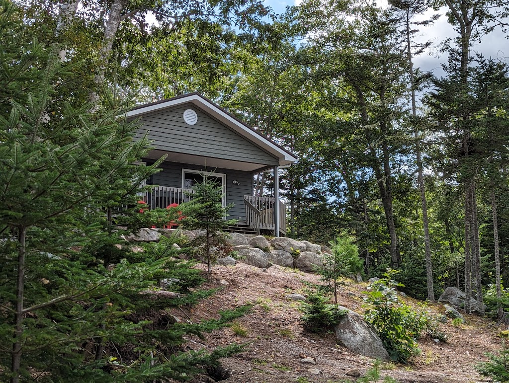 Boulder Cove Cottages | 119 Boulder Cove Rd E, Shelburne, NS B0T 1W0, Canada | Phone: (902) 875-1542