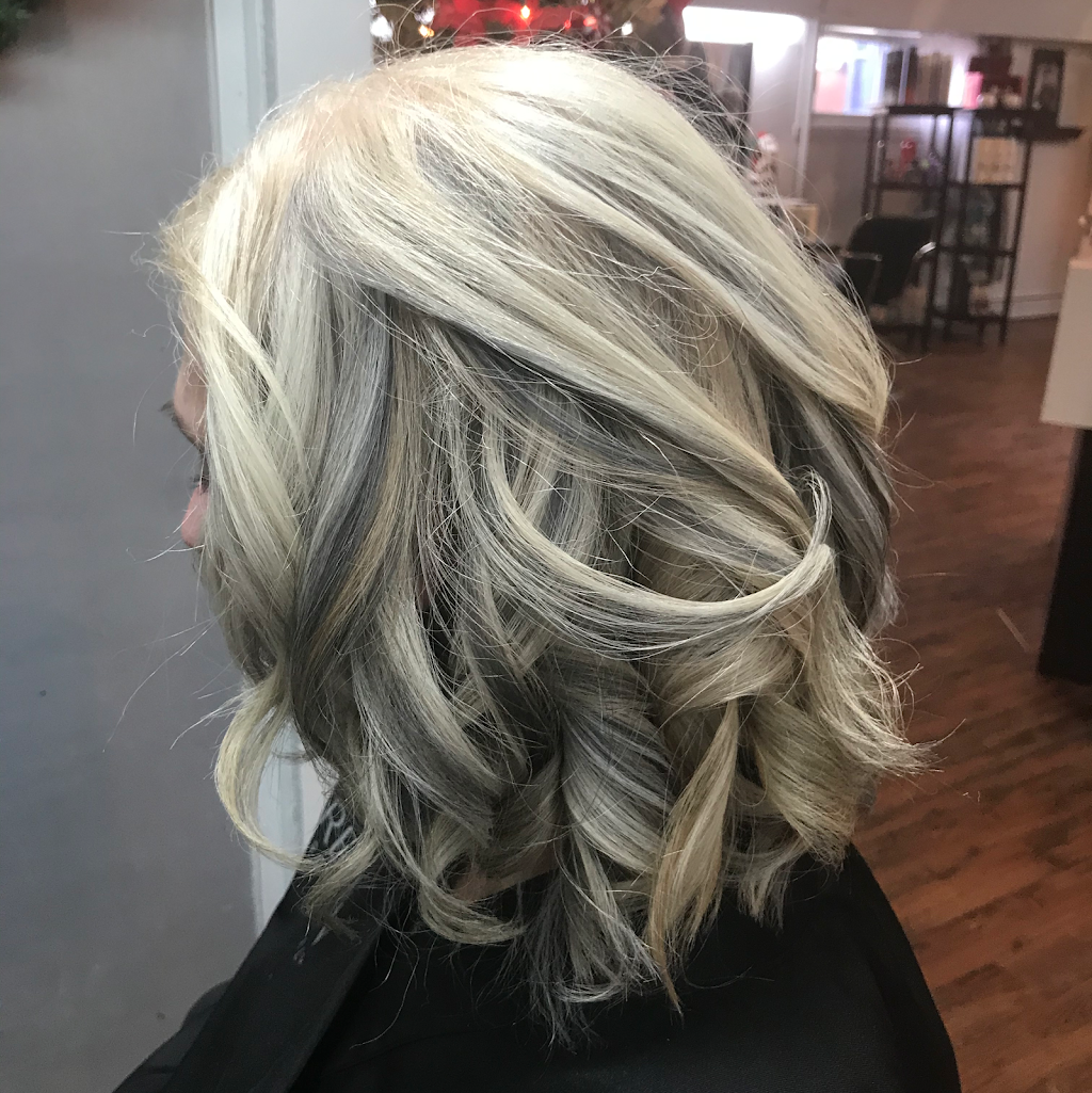 Salon Lina | 276 Rue du Sacré Coeur, Charlemagne, QC J5Z 1X5, Canada | Phone: (514) 586-0356