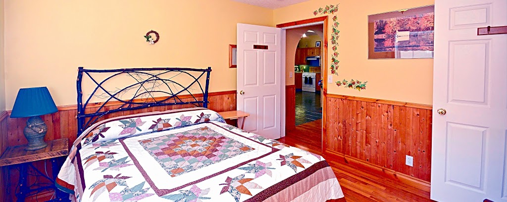 Changing Seasons Bed & Breakfast/ Bed & Bike | 1801 26 Ave, Nanton, AB T0L 1R0, Canada | Phone: (403) 485-3638