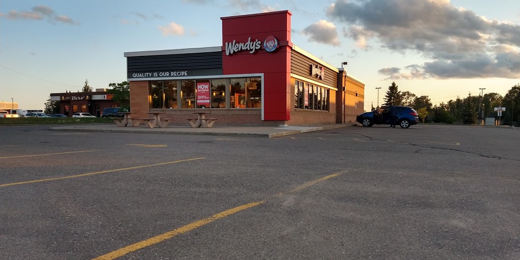 Wendys | 875 Red River Rd, Thunder Bay, ON P7B 1K3, Canada | Phone: (807) 344-1050