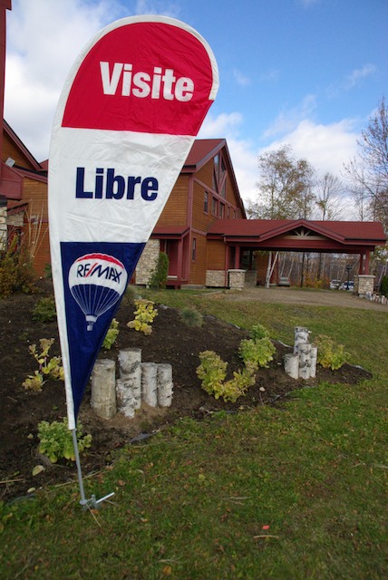 LÉtendard Drapeaux & Bannières | 3775 Rue Jean Marchand, Québec, QC G2C 2J2, Canada | Phone: (418) 845-2121