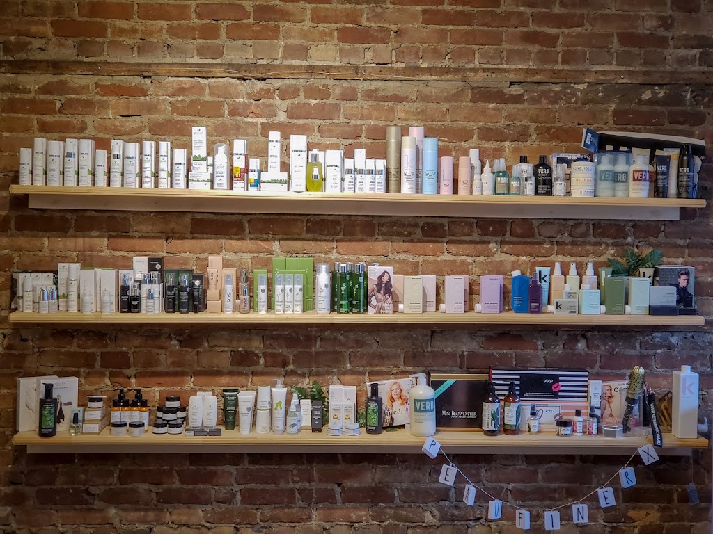 Atelier Peaufiner - Coiffure et esthétique | 207 Rue Beaubien E, Montréal, QC H2S 1R5, Canada | Phone: (514) 270-8787