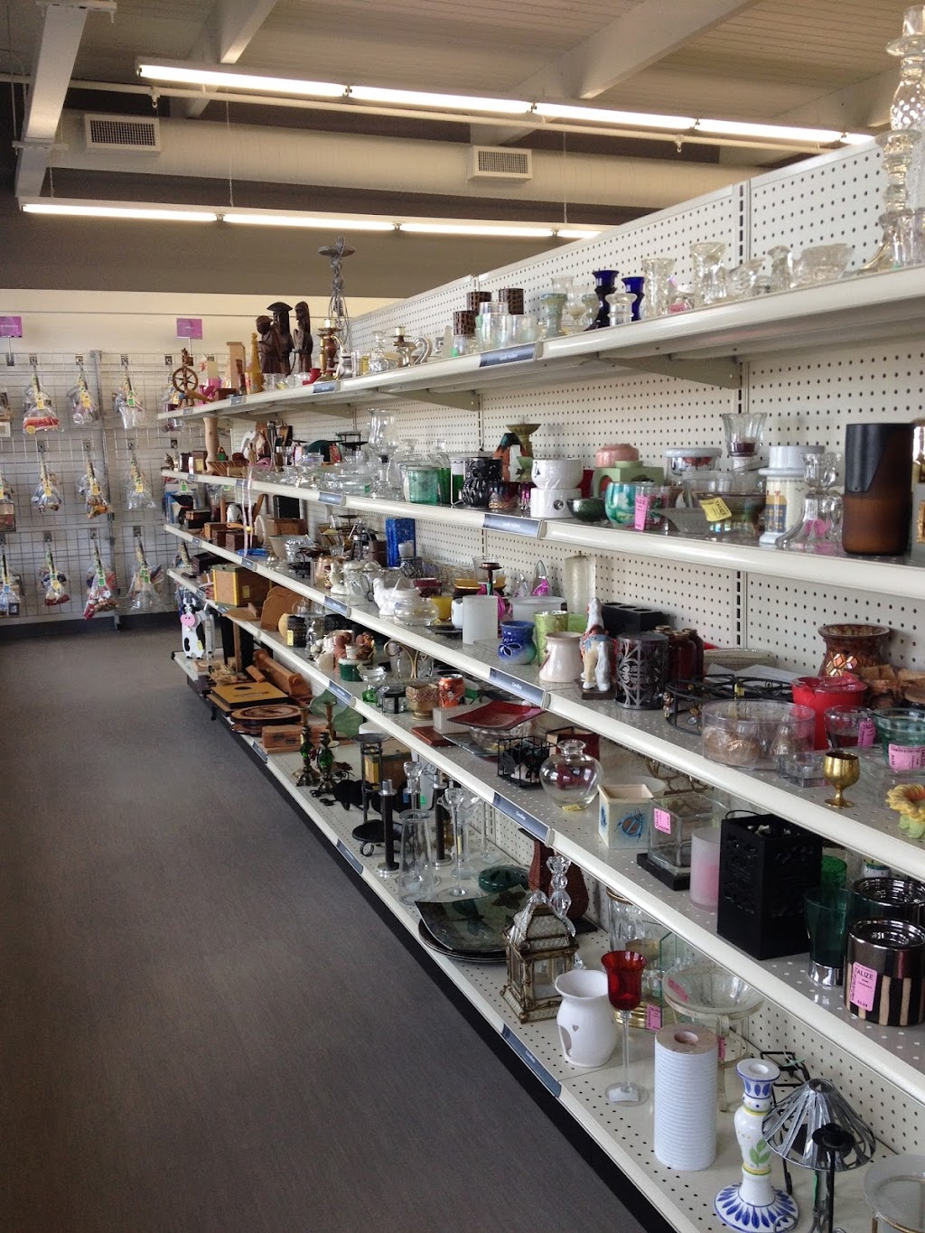 Talize Thrift Store | 20450 Logan Ave, Langley, BC V3A 4L9, Canada | Phone: (604) 282-3874