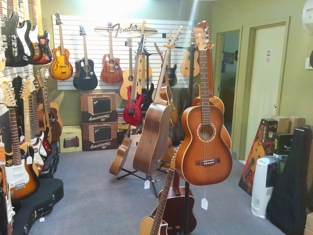 Musical Instruments Long & Mcquade | 501 Boulevard Harwood, Vaudreuil-Dorion, QC J7V 7W2, Canada | Phone: (450) 510-2140