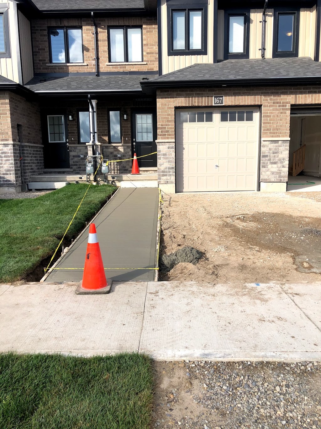 CFJ Paving Ltd | 525 Clyde Rd, Cambridge, ON N1R 5S7, Canada | Phone: (519) 624-9487