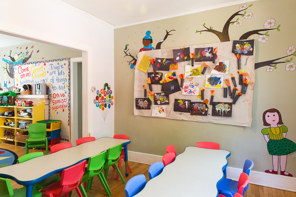 The Little Red Playhouse Bilingual Preschool | 263 Percival Ave, Montreal-West, QC H4X 1T8, Canada | Phone: (514) 486-4032