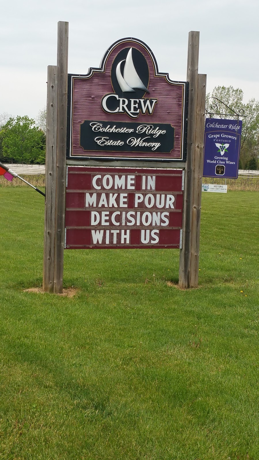 CREW - Colchester Ridge Estate Winery | 108 Essex County Rd 50, Harrow, ON N0R 1G0, Canada | Phone: (519) 738-9800