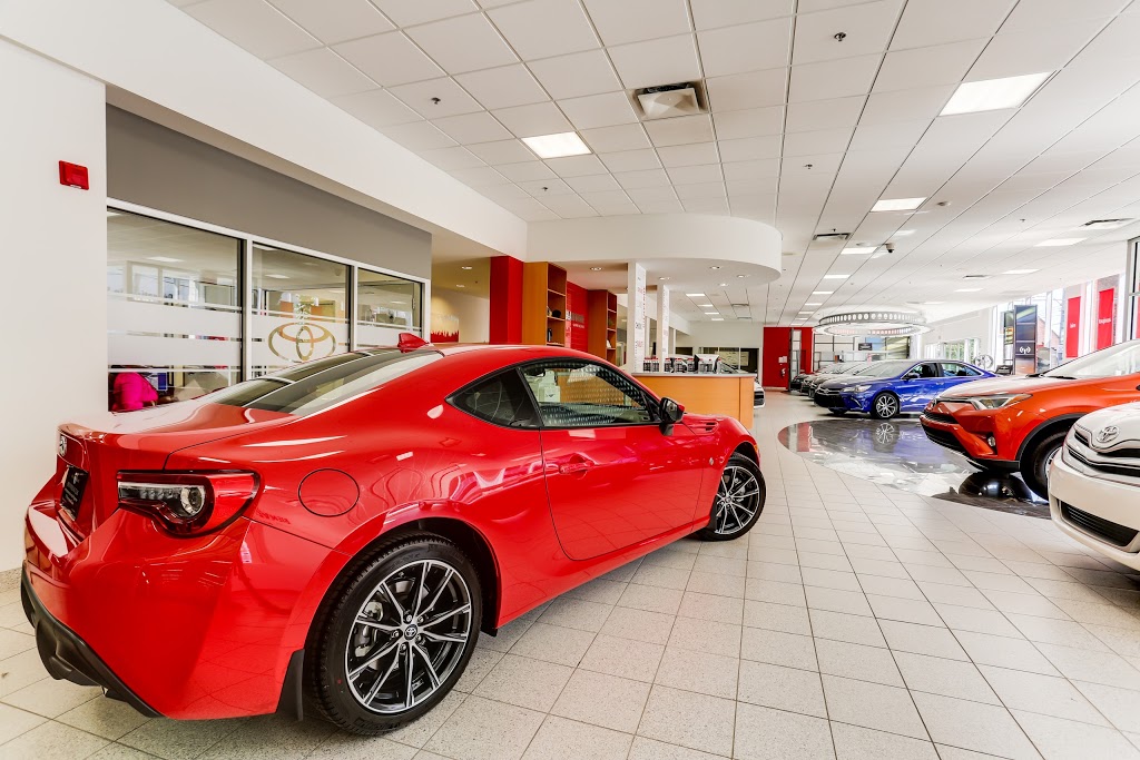 Woodland Toyota | 1000 Rue Woodland, Verdun, QC H4H 1V9, Canada | Phone: (514) 761-3444