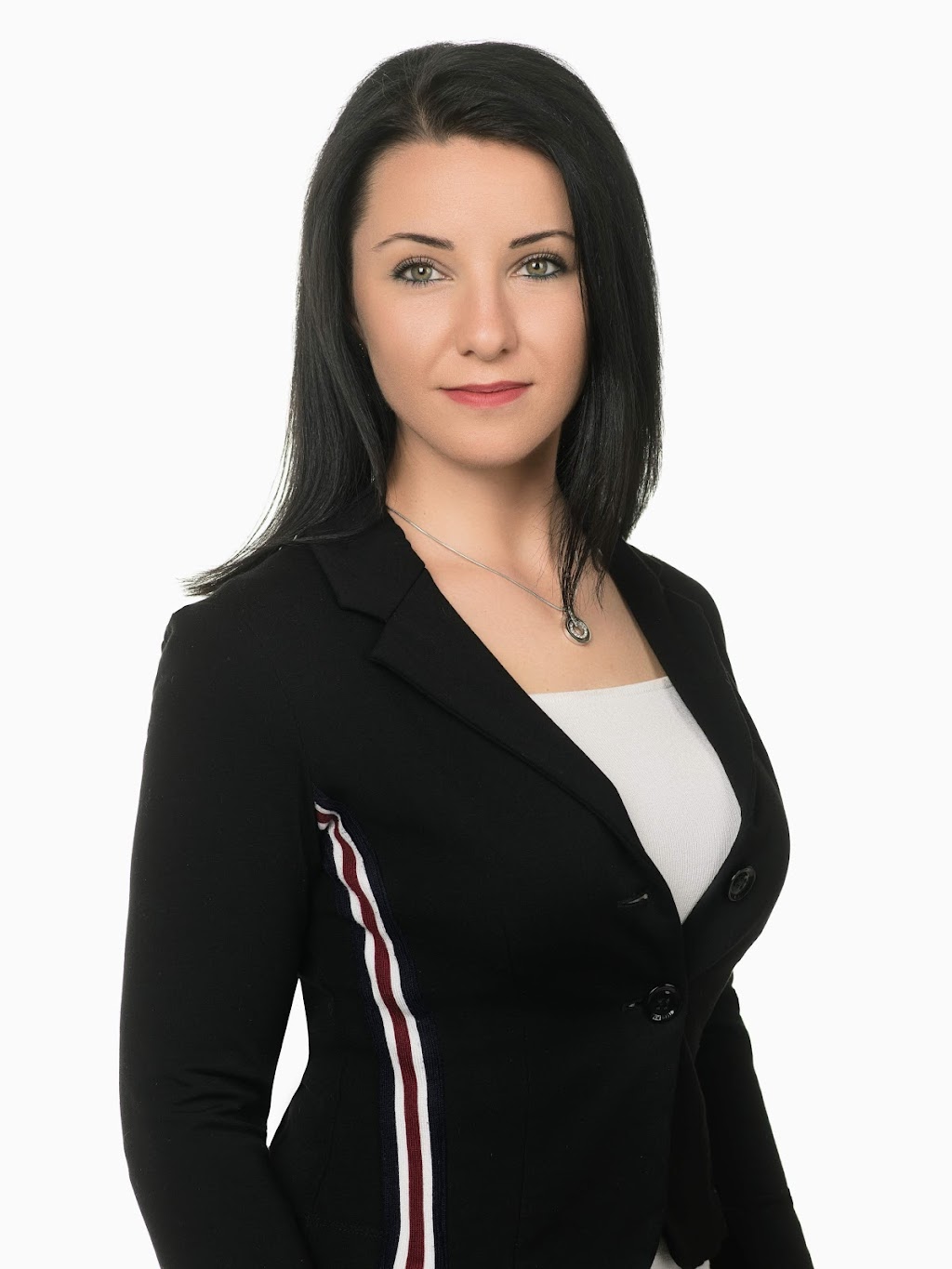 Jany Mehmedova | 3899 A. des Laurentides, Laval, QC H7N 3N7, Canada | Phone: (514) 561-1351