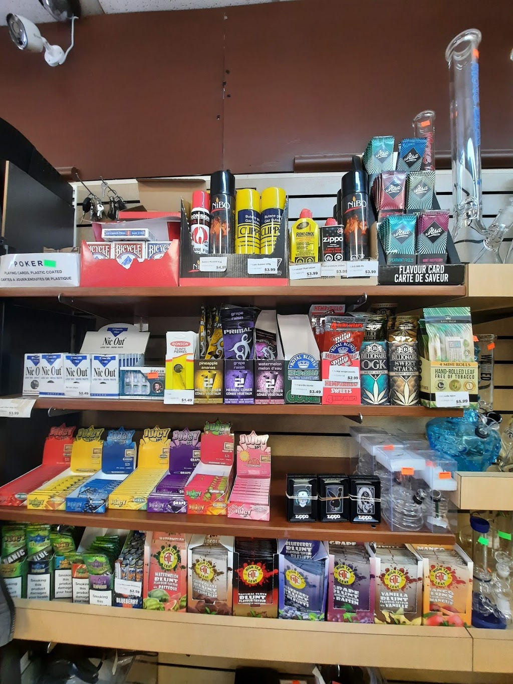 Beckers convenience | 2942 Finch Ave E, Scarborough, ON M1W 2T4, Canada | Phone: (416) 493-2942