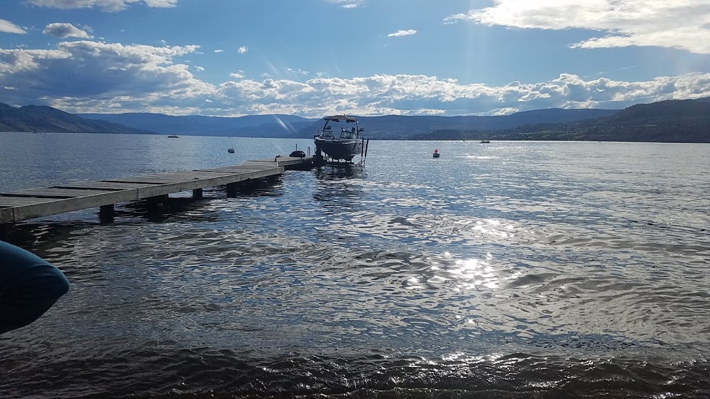 Lakeshore Road Beach Access | 4074 Lakeshore Rd, Kelowna, BC V1W 1V6, Canada