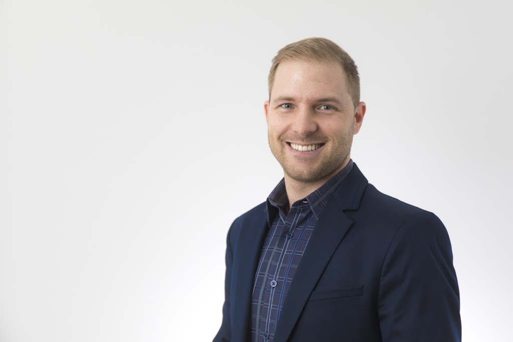 Guillaume Côté, Courtier Immobilier, RE/MAX Invest. | 62 Rue Roy, LÎle-Bizard—Sainte-Geneviève, QC H9E 1G1, Canada | Phone: (438) 888-9907