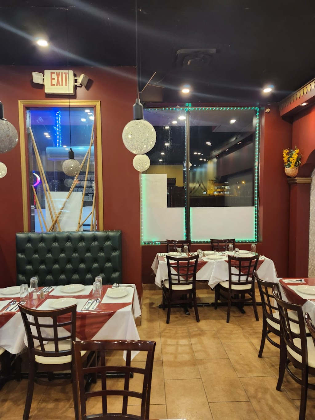 Restaurant Mr India bar & grill | 4890 Rue René-Émard, Pierrefonds, QC H9A 2Y1, Canada | Phone: (514) 696-7676