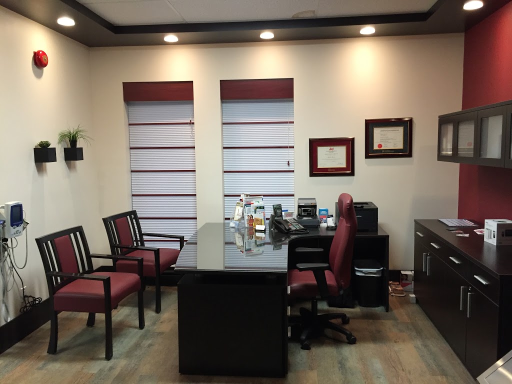 Clinique MédicIM | 805 Boulevard Frontenac E, Thetford Mines, QC G6G 6L5, Canada | Phone: (418) 338-1558