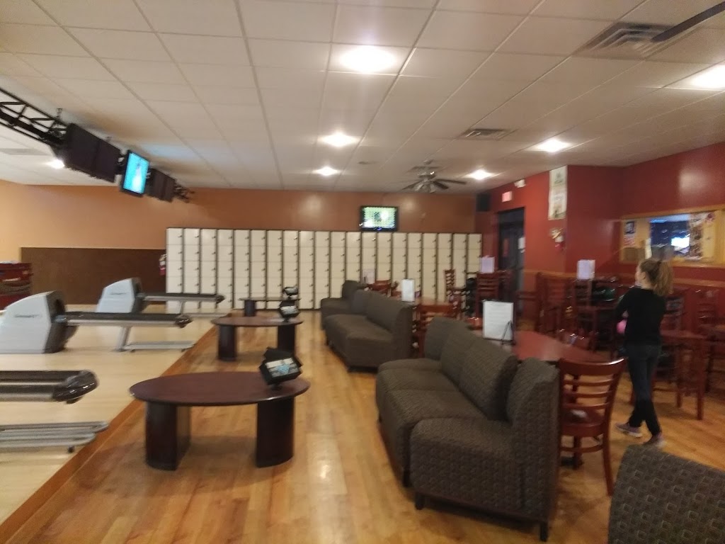 Spare Time Bowling Center | 2850 William St, Cheektowaga, NY 14227, USA | Phone: (716) 893-8930