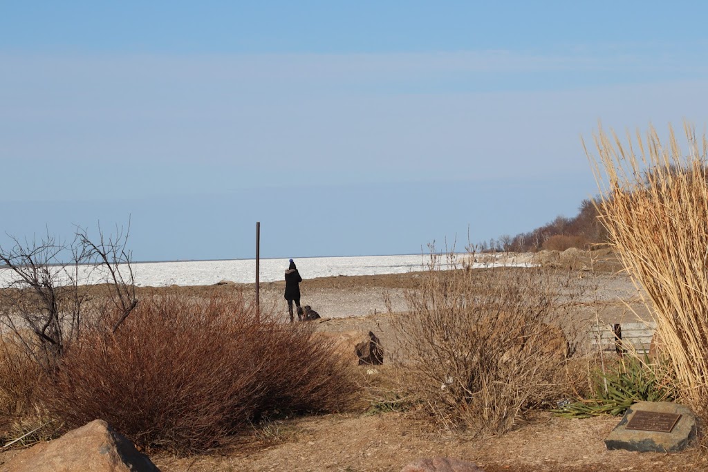 Point Clark Lighthouse National Historic Site | 530 Lighthouse Rd, Point Clark, ON N2Z 2X3, Canada | Phone: (519) 395-2494