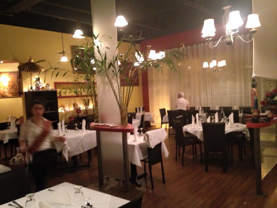 Hoong Palais Thai | 3960 Boulevard Guillaume-Couture, Lévis, QC G6W 1H7, Canada | Phone: (418) 838-7888