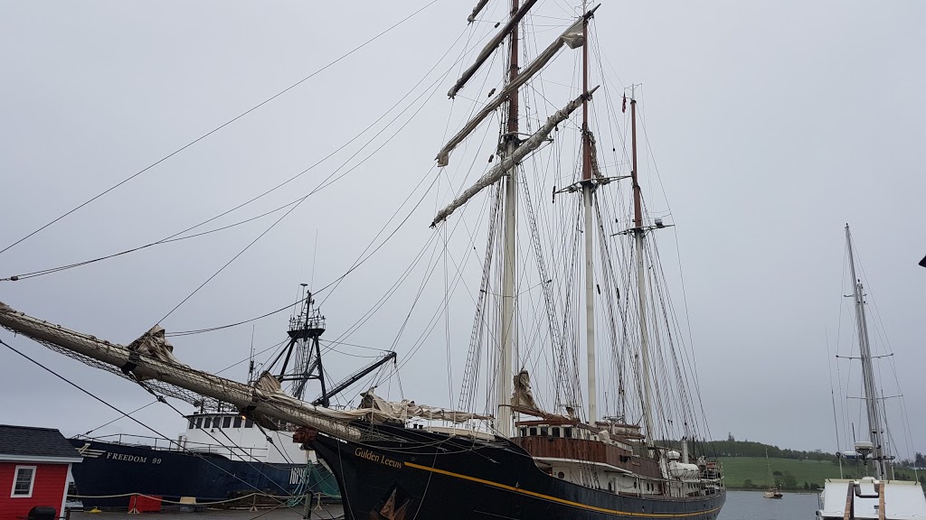 Lunenburg Visitor Information Centre | 11 Blockhouse Hill Rd, Lunenburg, NS B0J 2C0, Canada | Phone: (902) 634-8100