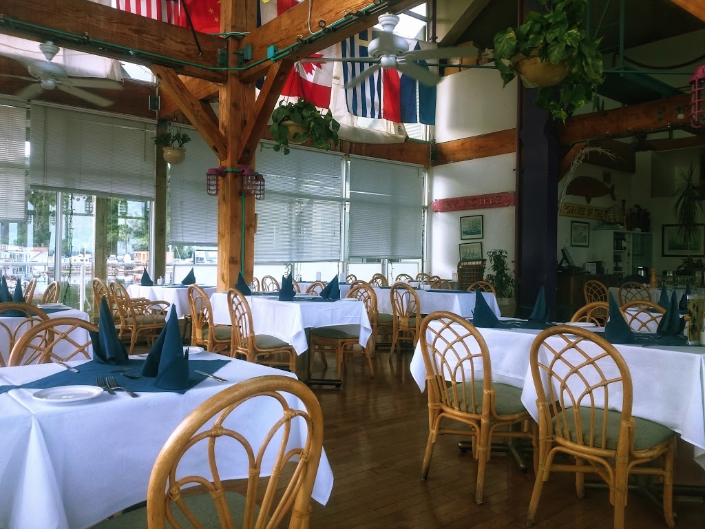 Bluffers Restaurant | 7 Brimley Rd S, Scarborough, ON M1M 3W3, Canada | Phone: (416) 264-2337
