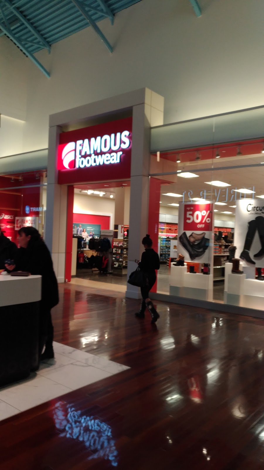 Famous Footwear | 261055 Crossiron Blvd, Rocky View No. 44, AB T4A 0G3, Canada | Phone: (587) 535-8676