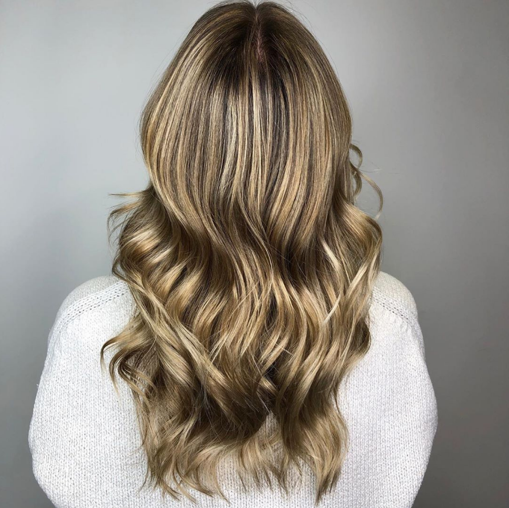 Kelowna Hair Stylist – Mary Hunter @ Orah Salon | 2790 Richter St, Kelowna, BC V1Y 2R5, Canada | Phone: (250) 868-1128