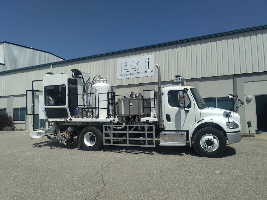 Road Services International | N3S 7S1, 33 Ryan Pl, Brantford, ON N3S 7P5, Canada | Phone: (866) 279-7365