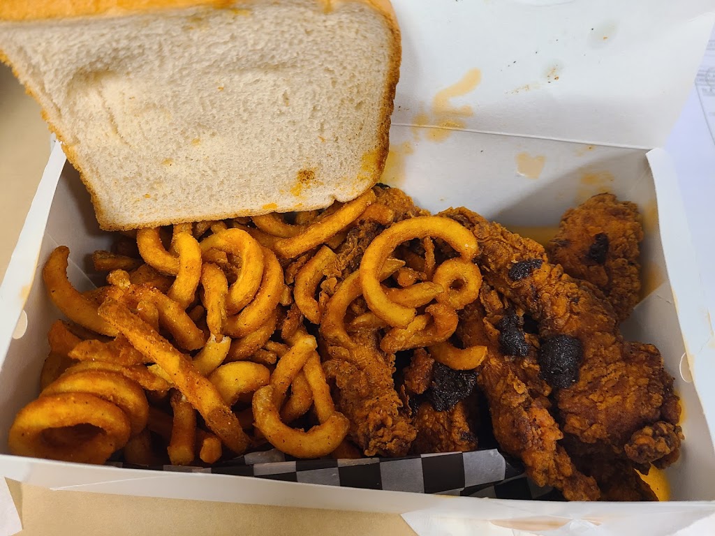 Frankies Nashville Hot Chicken | 156 West Dr, Brampton, ON L6T 5P1, Canada | Phone: (905) 595-1063