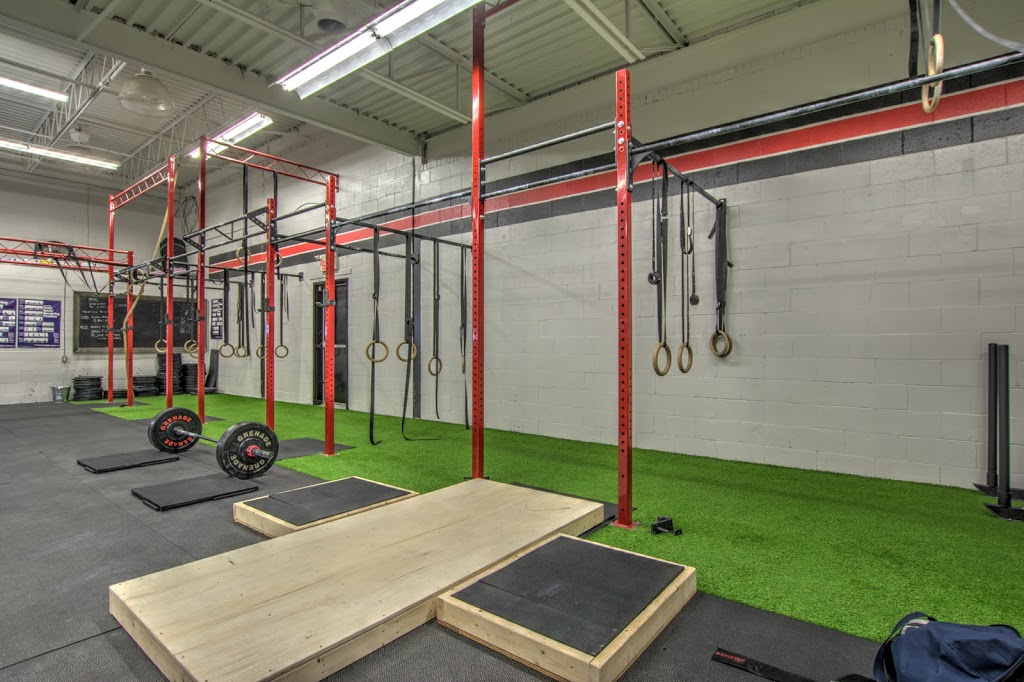 Lusine Crossfit Pointe-aux-Trembles | 13695 Rue Sherbrooke E, Pointe-aux-Trembles, QC H1A 1C3, Canada | Phone: (514) 507-1010