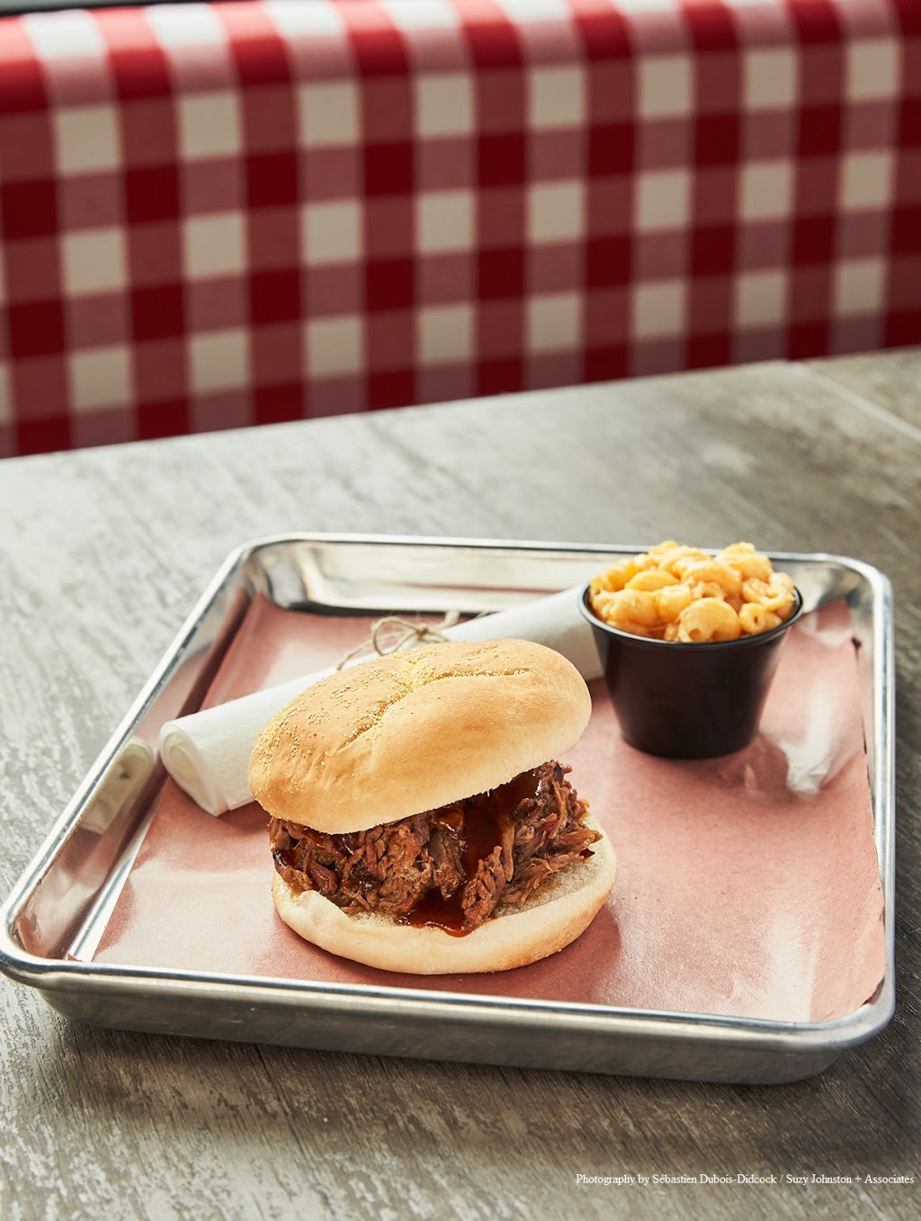 Hank Daddys Barbecue | 7777 Keele St #11, Concord, ON L4K 1Y7, Canada | Phone: (905) 417-4545