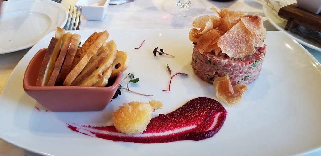 Restaurant Le Montréal (Casino de Montréal) | 1, Avenue du Casino, 5 étage / 5th floor, Montreal, QC H3C 4W7, Canada | Phone: (514) 392-2709