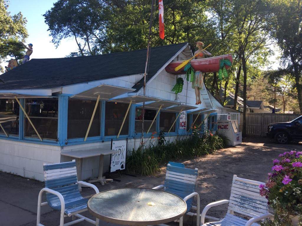 Stubss Grub | 2 Beach Ave, Port Rowan, ON N0E 1M0, Canada