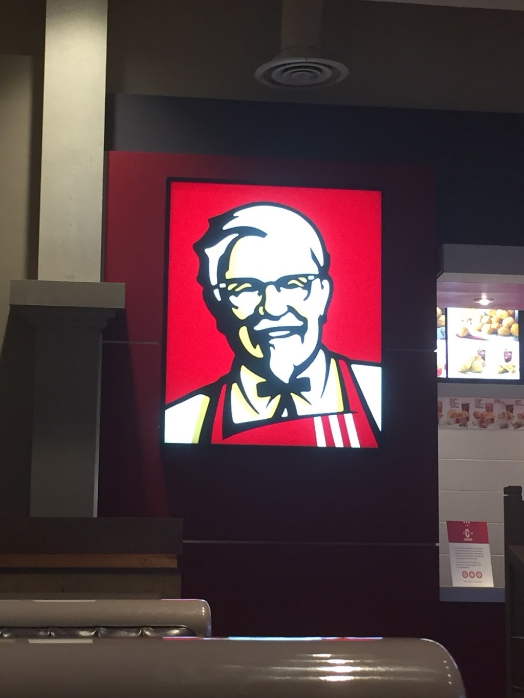 KFC | 11 Sinclair Blvd, Brantford, ON N3S 7X6, Canada | Phone: (519) 756-9393