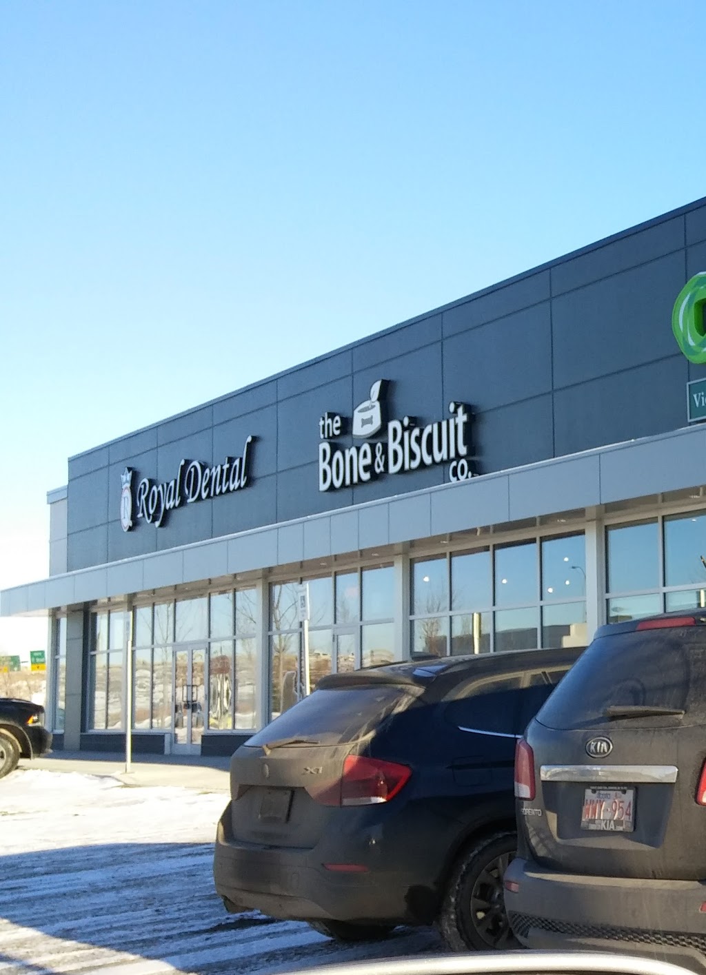 Bone & Biscuit | 4424 17 St NW, Edmonton, AB T6T 0C1, Canada | Phone: (780) 465-1450