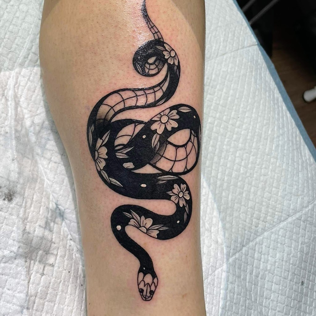 Jesse- James Tattoo | Rue Fiset, Saint-Raymond, QC G3L 2C7, Canada | Phone: (418) 454-2766