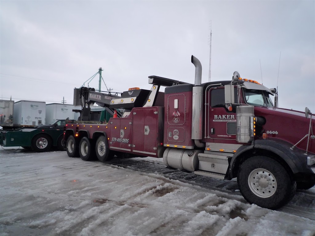 Baker Heavy Towing Inc | 250 Dundas St S, Cambridge, ON N1R 8A8, Canada | Phone: (519) 620-2442