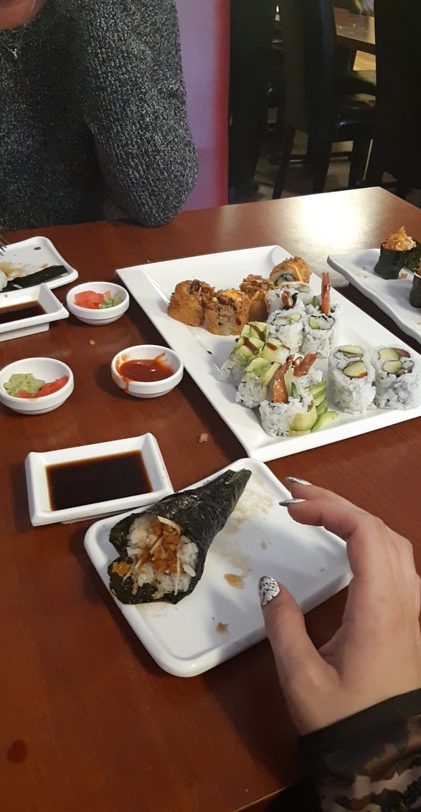 Koi Sushi | 660 Atherley Rd #1,2, Orillia, ON L3V 1P2, Canada | Phone: (705) 327-1188