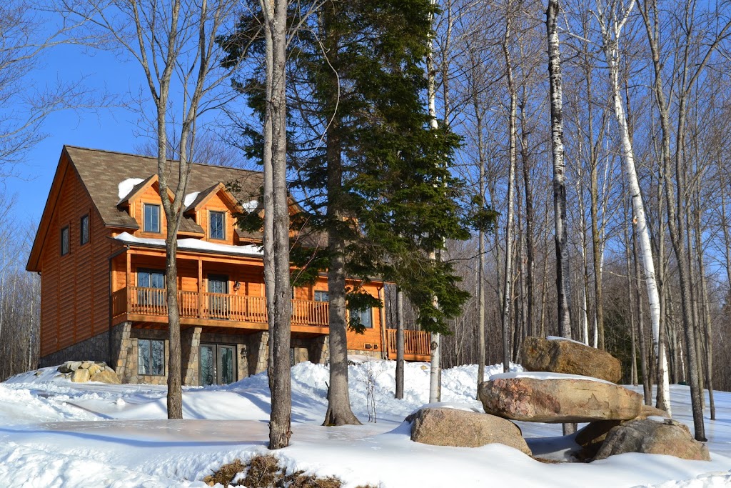 Selenia Lodge | 679 Chemin Rockway-Valley, Amherst, QC J0T 2L0, Canada | Phone: (819) 687-8710