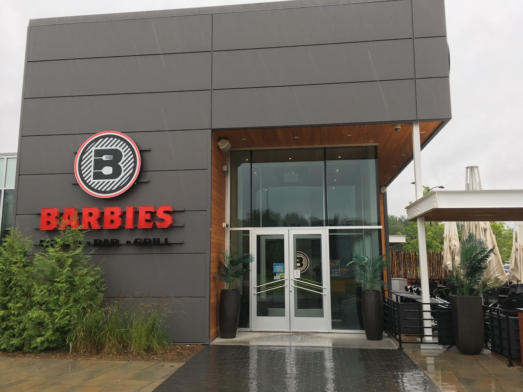 Barbies Resto Bar Grill | 1343 Boulevard Michèle-Bohec, Blainville, QC J7C 0M4, Canada | Phone: (450) 433-8838