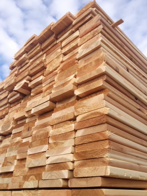 Big Red Cedar | Cedar Fence Panels | 20730 Mufford Crescent, Langley City, BC V2Y 2V9, Canada | Phone: (604) 532-1136