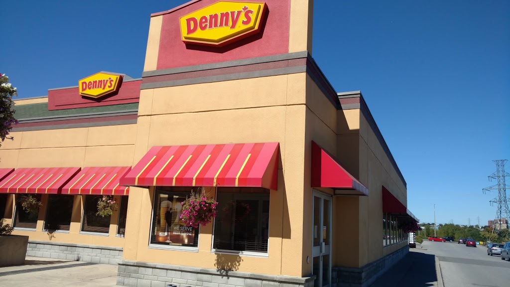 Dennys | 75 Consumers Dr, Whitby, ON L1N 9S2, Canada | Phone: (905) 665-6575