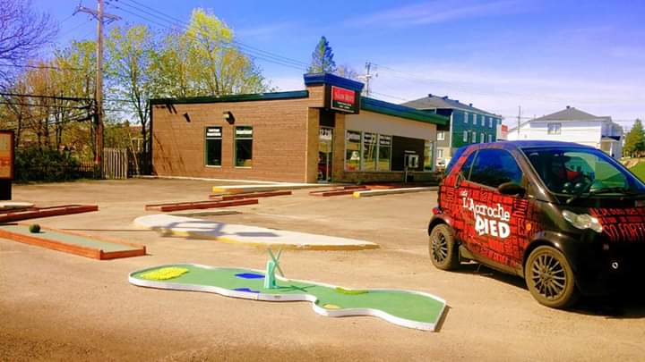 Mini Golf Mobile (location de parcours de mini-putt portatifs) | 2445 Av. du Lac, Terrebonne, QC J6X 4B6, Canada | Phone: (514) 777-4138