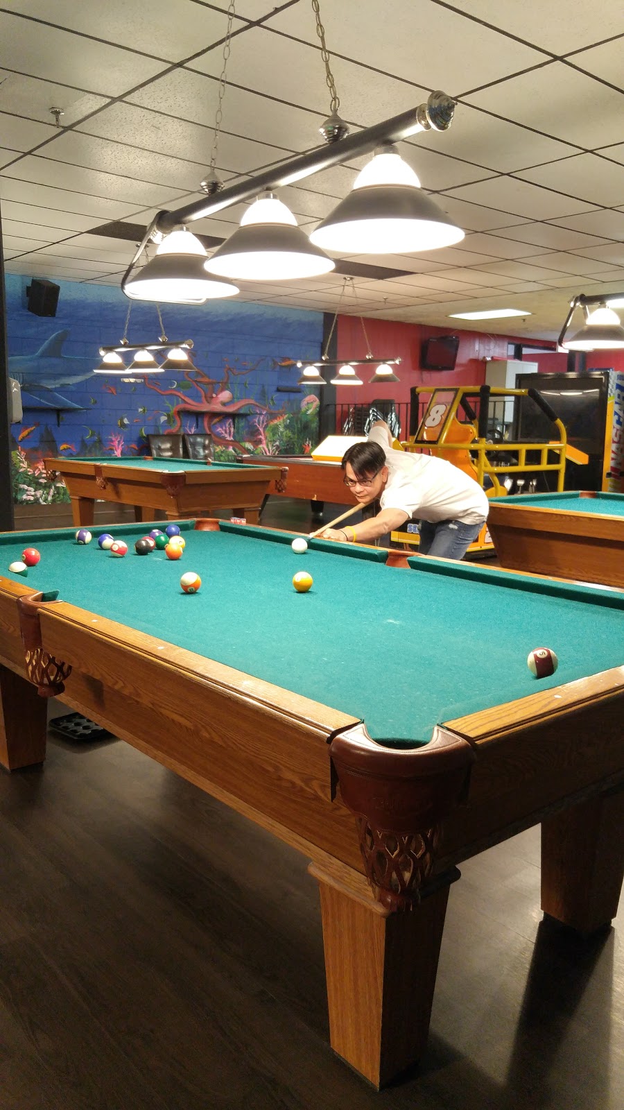 Academy Lanes West | 479 Westwood Dr, Winnipeg, MB R3K 1G5, Canada | Phone: (204) 421-9404