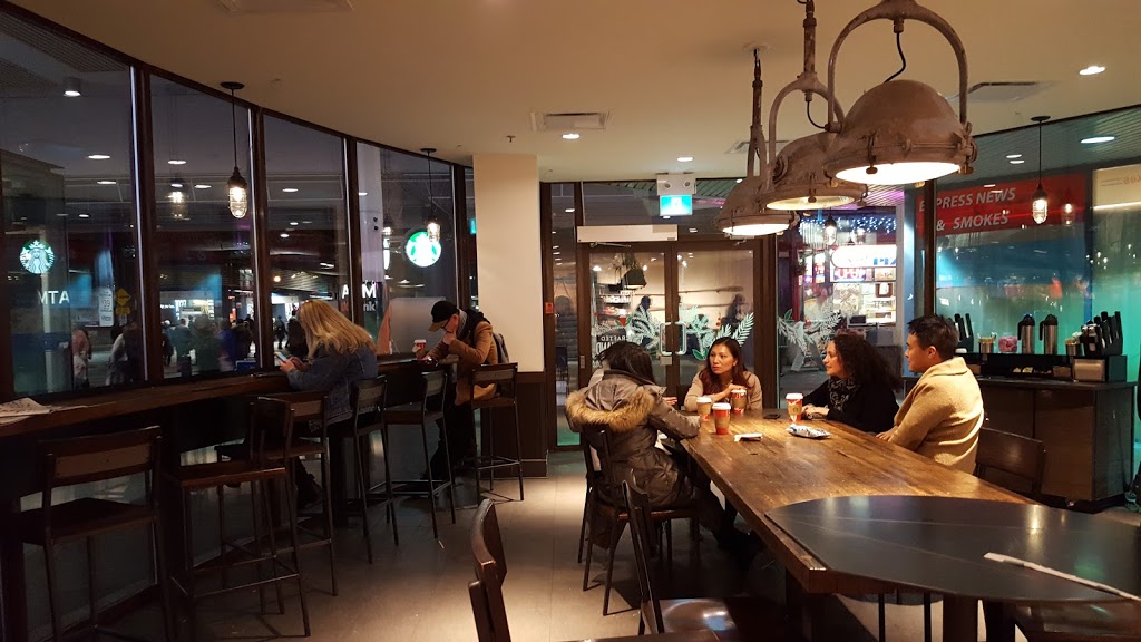 Starbucks | 145 Chadwick Court #151 Lonsdale Quay, North Vancouver, BC V7M 3K1, Canada | Phone: (604) 924-0301