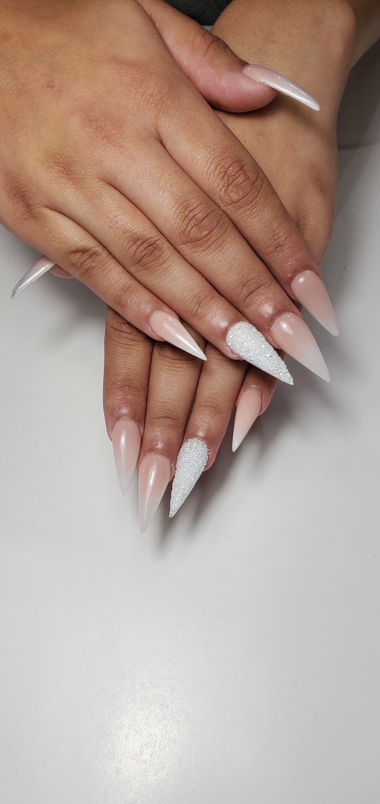 Adora Nails Salon & Spa (Cloverdale) | 110-5738 175 St, Surrey, BC V3S 4T7, Canada | Phone: (604) 372-2251