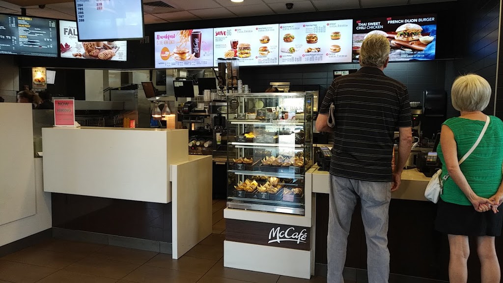 McDonalds | 2991 Walkers Line, Burlington, ON L7M 4Y1, Canada | Phone: (905) 336-8761