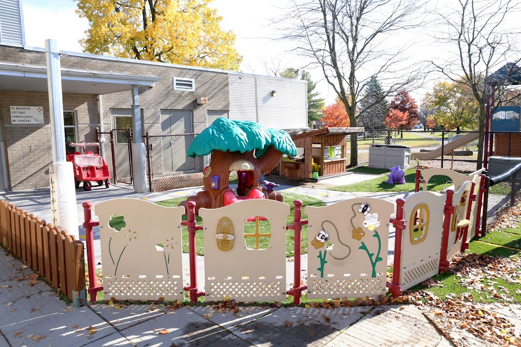 Centre De La Petite Enfance La Rose Des Vents | 945 Rue de la Mairie, Blainville, QC J7C 5W2, Canada | Phone: (450) 979-3366