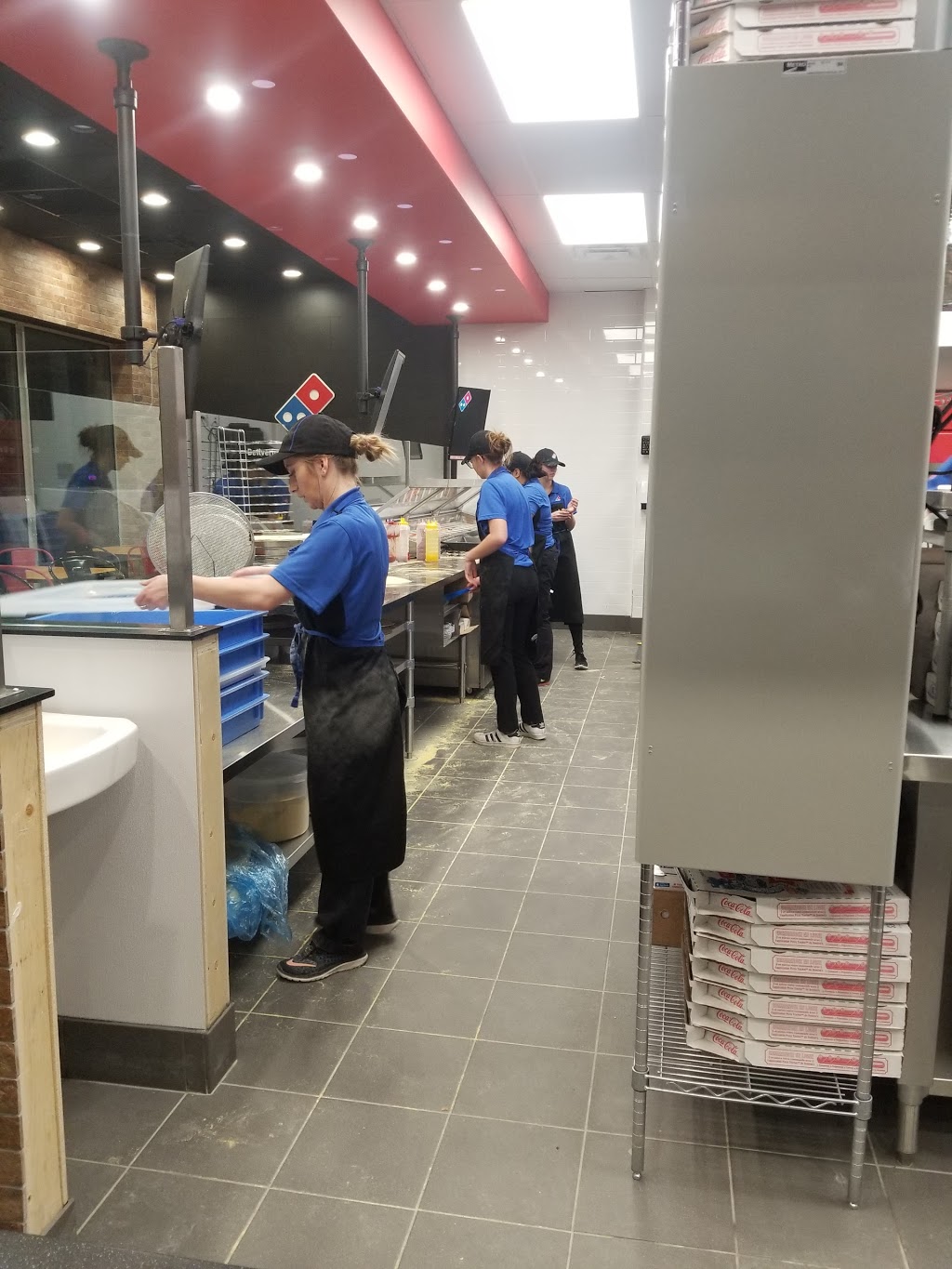 Dominos Pizza | 300 Talbot St W Unit #1, Aylmer, ON N5H 1K2, Canada | Phone: (519) 773-2225